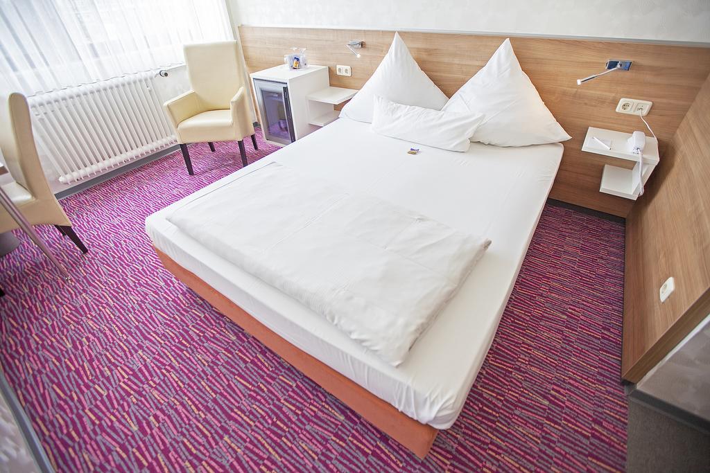 Hotel Am Bismarck Mannheim Habitación foto